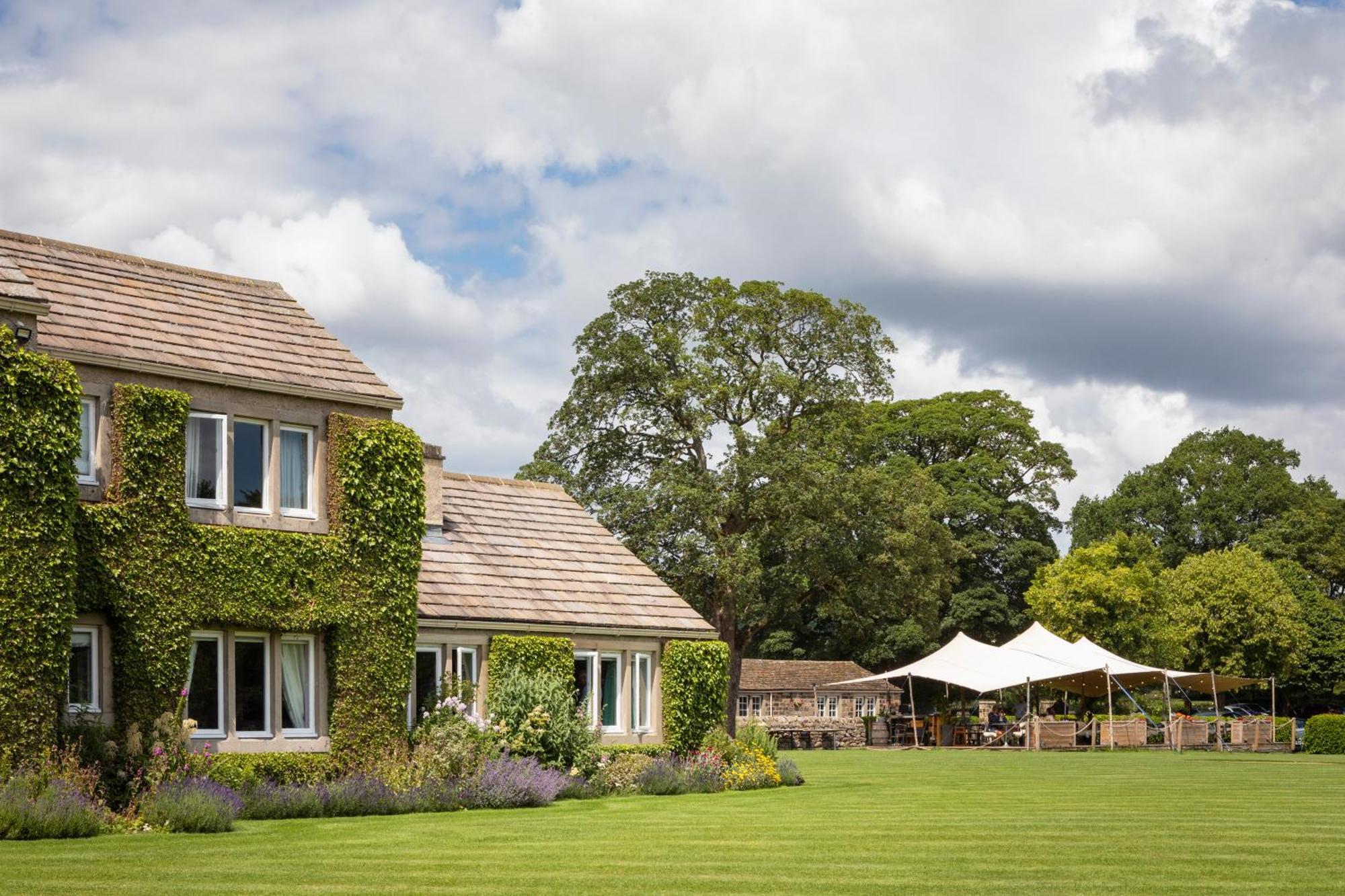 The Devonshire Arms Hotel At Bolton Abbey Exterior foto
